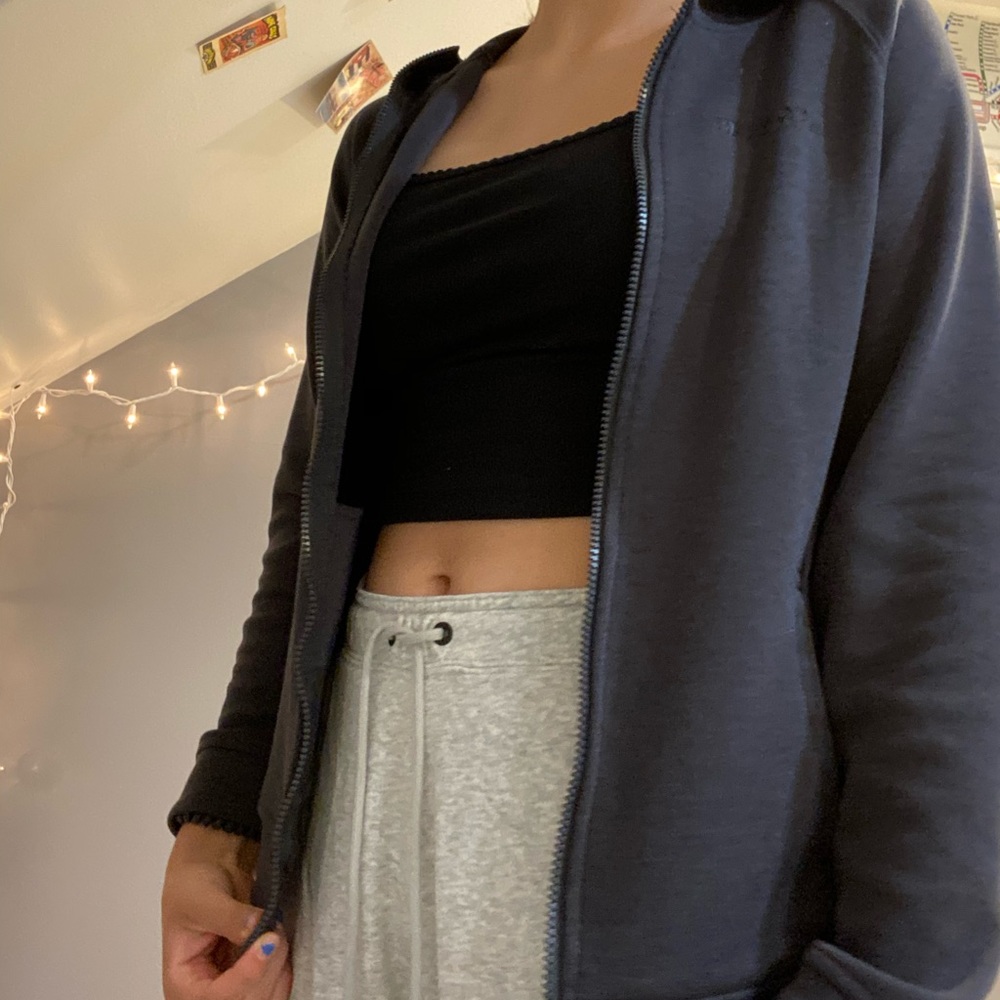 GREY ZIPUP HOODIE